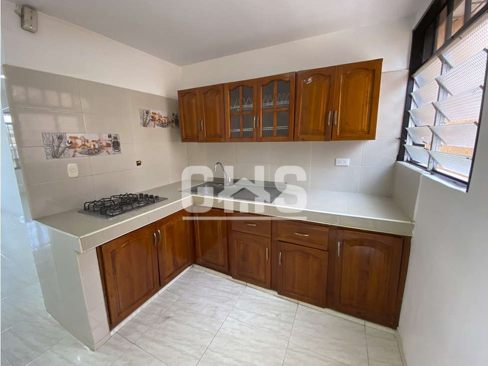 SE VENDE APARTAMENTO EN BARRIO EL PRADO CARTAGO - 2