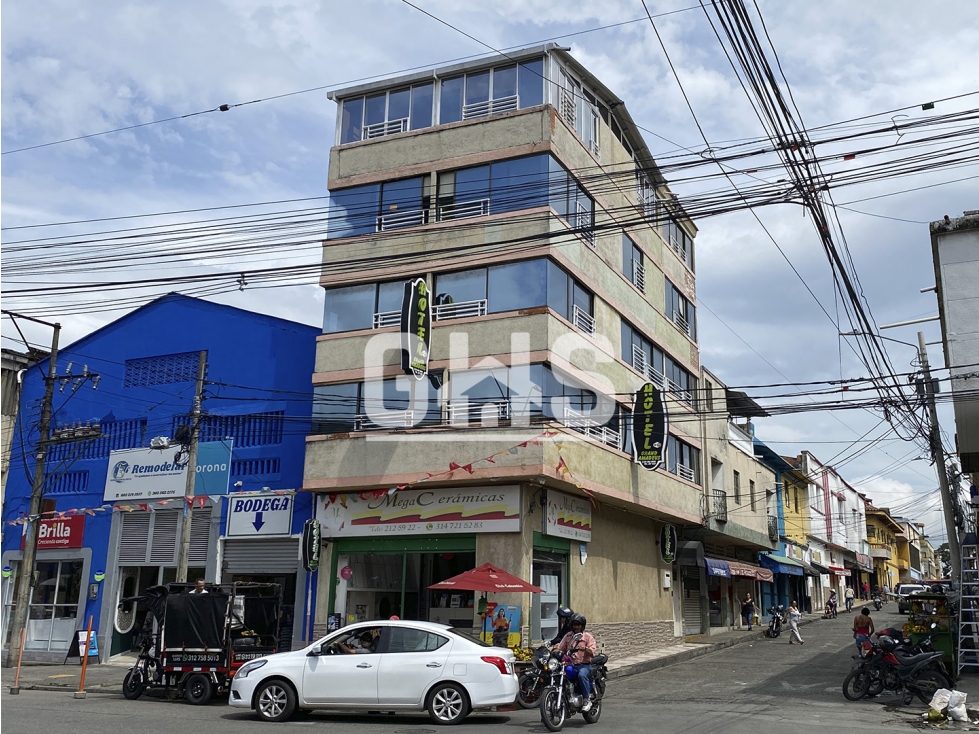 SE VENDE HOTEL DE 4 PISOS A PUERTA CERRADA EN CARTAGO - 1