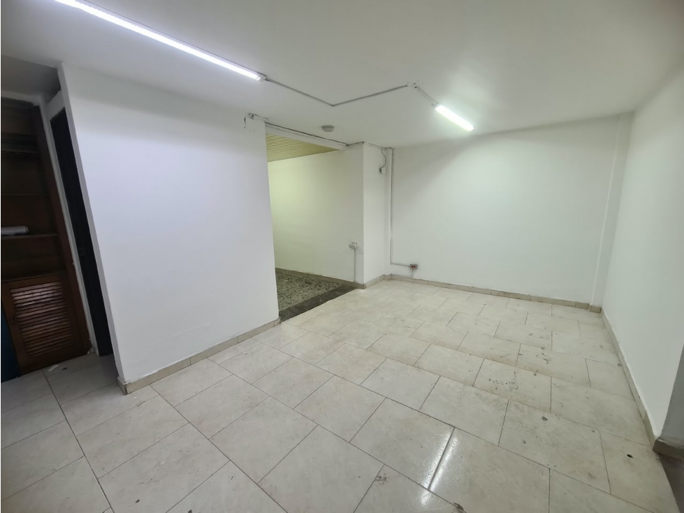 LOCAL 103 EN ARRIENDO FONTIBÓN BRR. ARABIA — foto 2