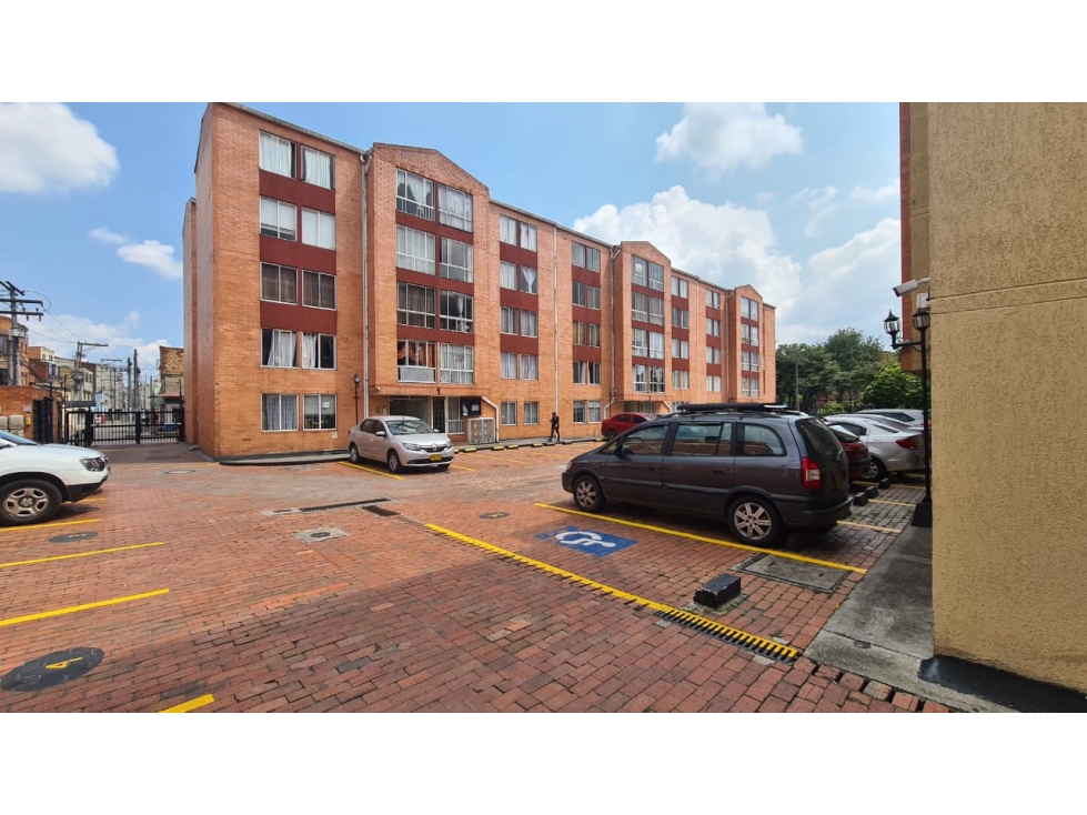 APARTAMENTO PARQUES DE SALAMANCA ET 3