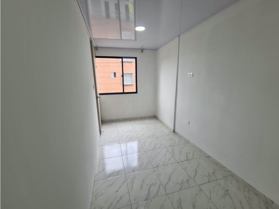APARTAMENTO PISO 3 BRR. VILLEMAR - FONTIBÓN — foto 4