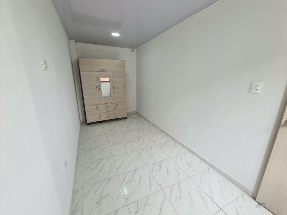 APARTAMENTO PISO 3 BRR. VILLEMAR - FONTIBÓN — foto 2