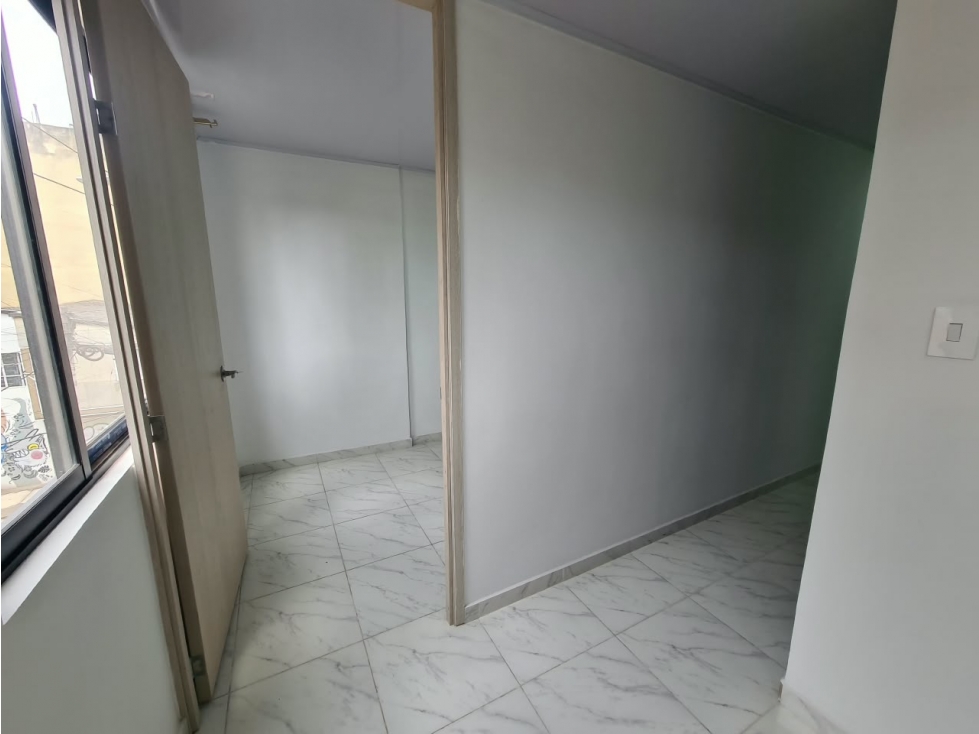 APARTAMENTO PISO 3 BRR. VILLEMAR - FONTIBÓN