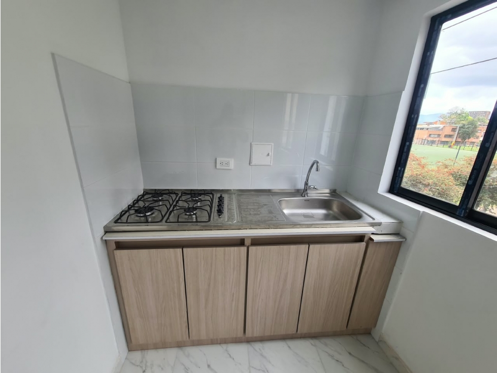 APARTAMENTO PISO 3 BRR. VILLEMAR - FONTIBÓN — foto 6