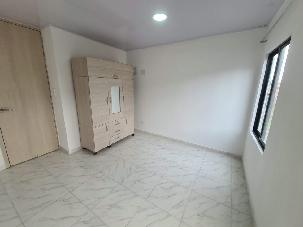 APARTAMENTO DUPLEX BRR. VILLEMAR - FONTIBÓN — foto 6
