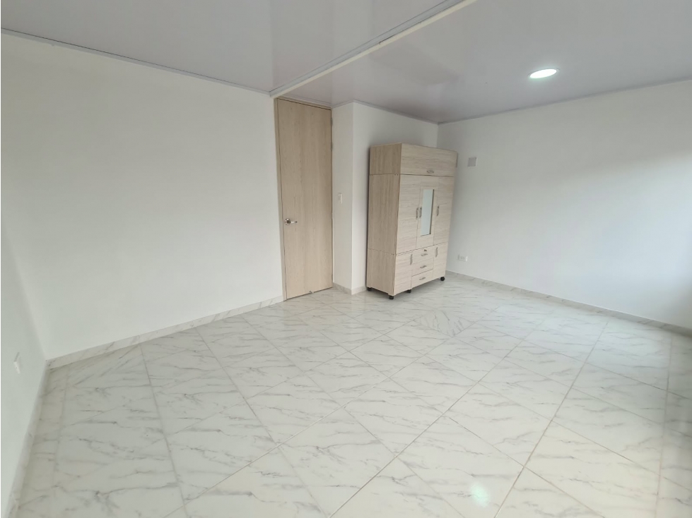APARTAMENTO DUPLEX BRR. VILLEMAR - FONTIBÓN — foto 5