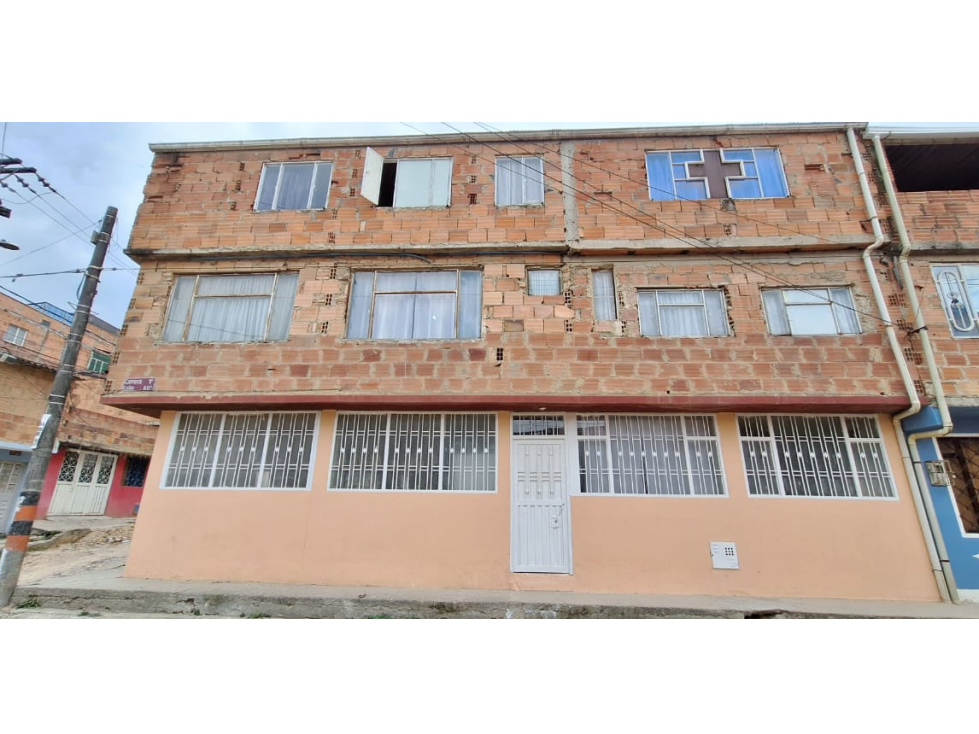 Casa esquinera Soacha los Balkanes — foto 2