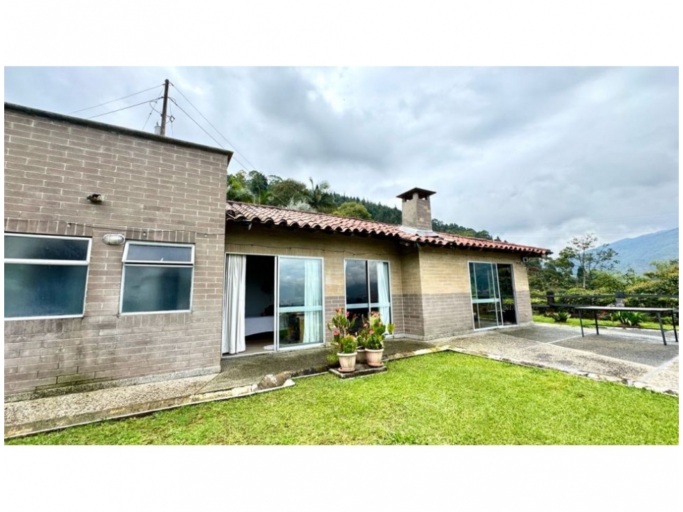 CASA CAMPESTRE EN CALDAS SECTOR LA VARIANTE — foto 2