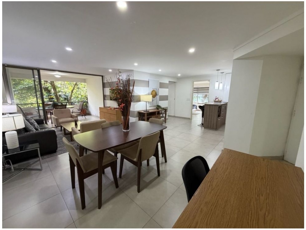 APARTAMENTO EN EL POBLADO SECTOR PROVENZA