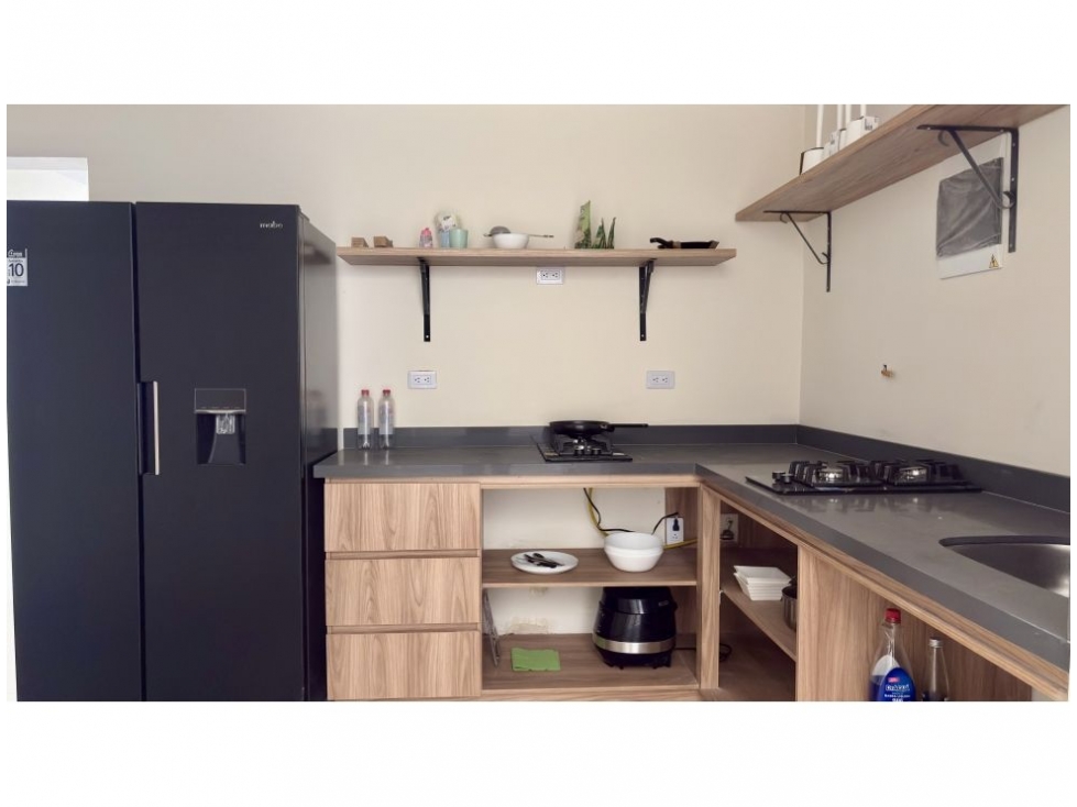 CASA EN LAURELES CERCA DE LA UPB - 2