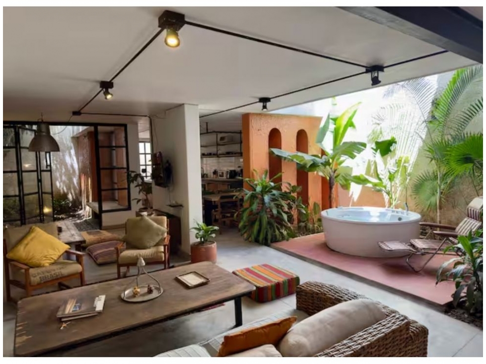 CASA INDEPENDIENTE EN EL BARRIO SIMÓN BOLÍVAR - 1