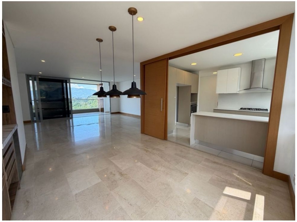 APARTAMENTO EN EL POBLADO SECTOR LOS BOSQUES COLA DEL ZORRO