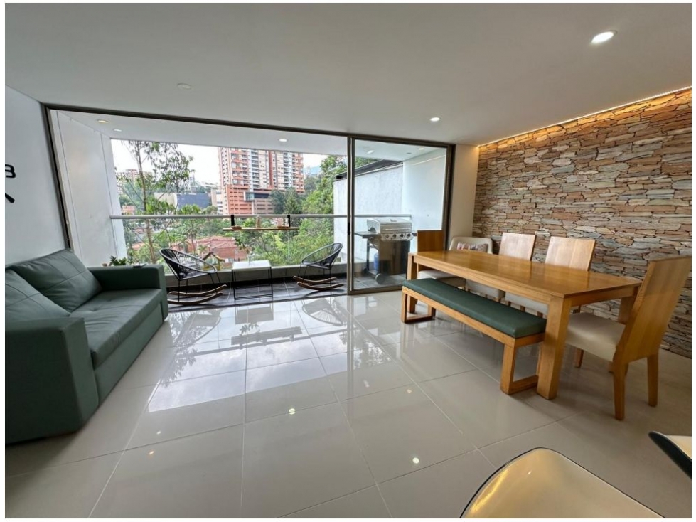APARTAMENTO EN ENVIGADO SECTOR LOMA DEL ESMERALDAL