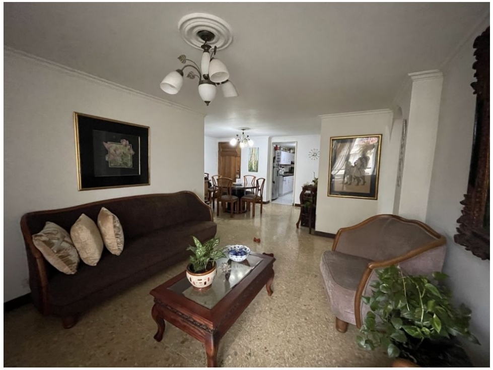 Venta de Apartamento Para Remodelar Laureles El Nogal - Medellín