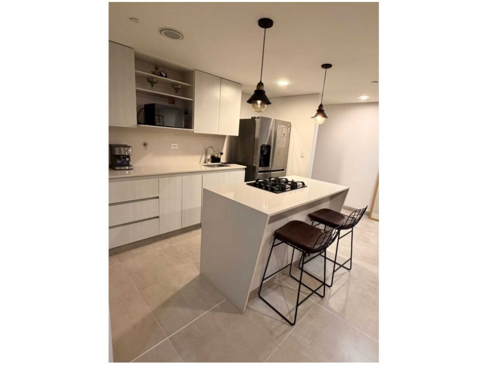 APARTAMENTO EN ENVIGADO SECTOR LA ABADÍA — foto 4