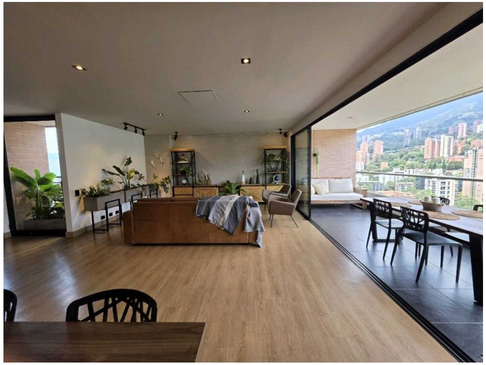 APARTAMENTO EN EL POBLADO SECTOR LOMA DE LOS PARRA — foto 3