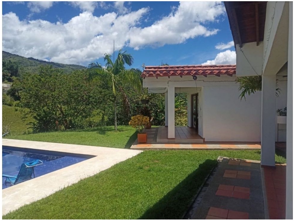 FINCA EN SANTO DOMINGO SECTOR PORCE - 4