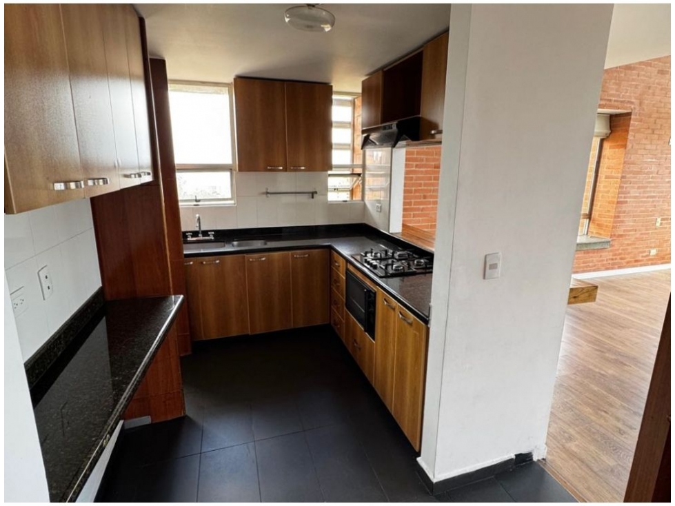 APARTAMENTO DÚPLEX EN EL POBLADO CERCA DEL TESORO — foto 6
