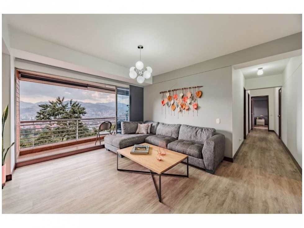 APARTAMENTO EN ENVIGADO SECTOR LOMA DEL ESCOBERO — foto 2