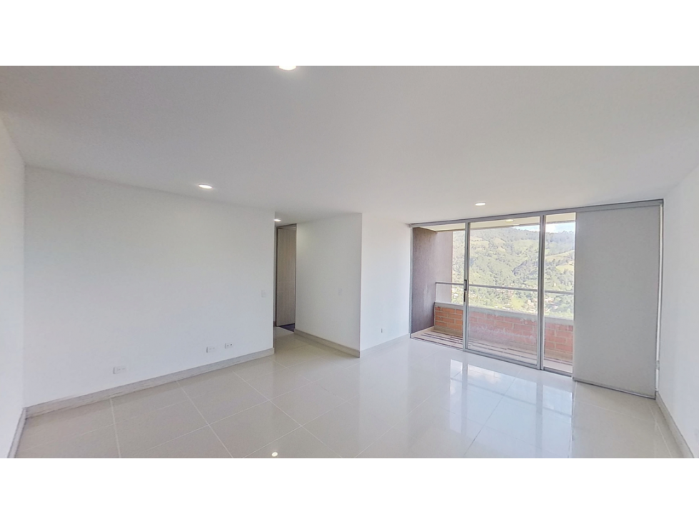 APARTAMENTO EN SABANETA SECTOR LAS LOMITAS — foto 2