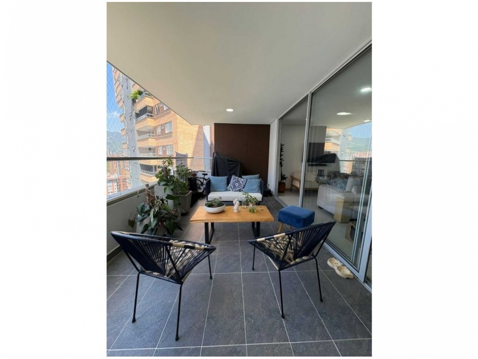 APARTAMENTO EN ENVIGADO SECTOR LOMA DE LOS MESA