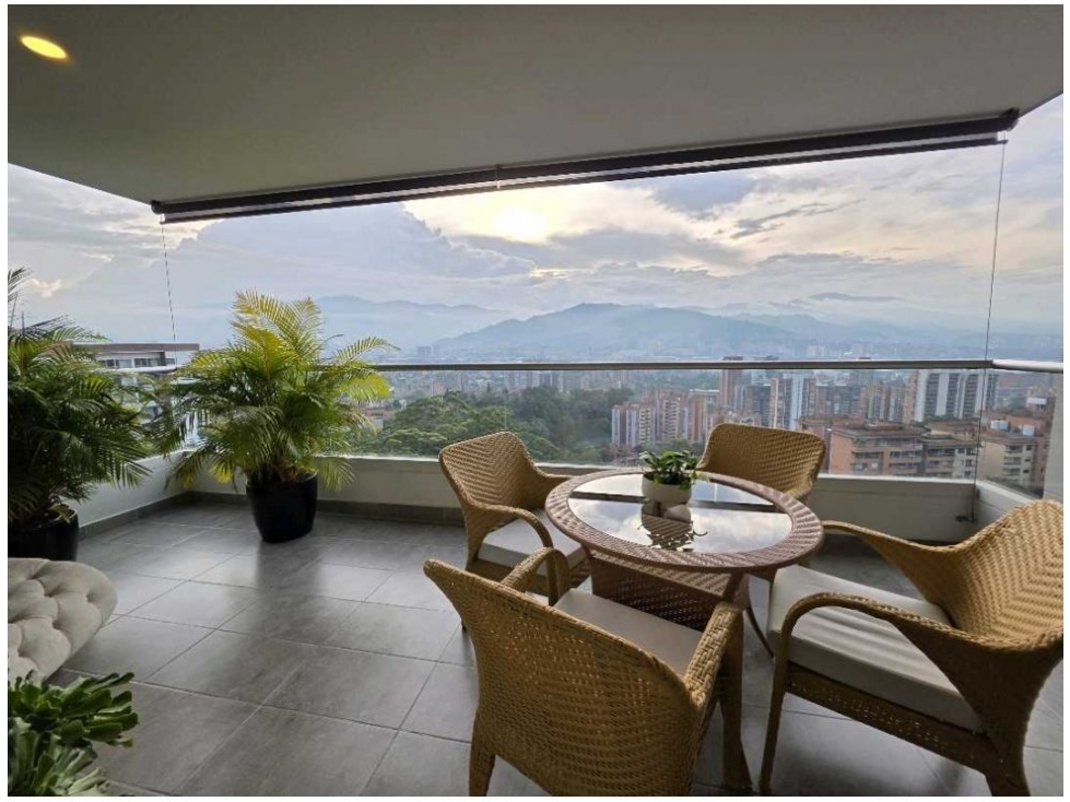 APARTAMENTO EN ENVIGADO SECTOR LOMA DE LOS BENEDICTINOS