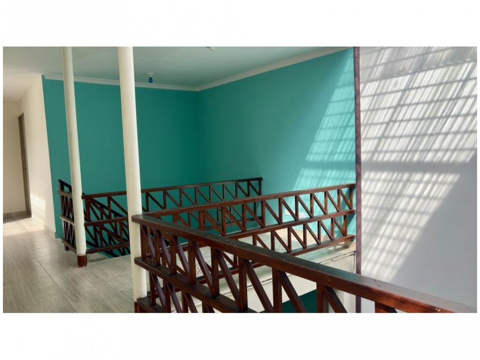 CASA EN LAURELES CERCA DE LA UPB - 5