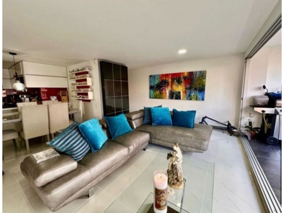 APARTAMENTO EN EL POBLADO SECTOR CASTROPOL — foto 5