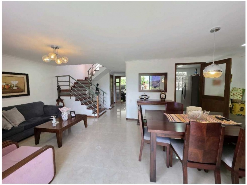 CASA EN LA LOMA DE BENEDICTINOS ENVIGADO — foto 4