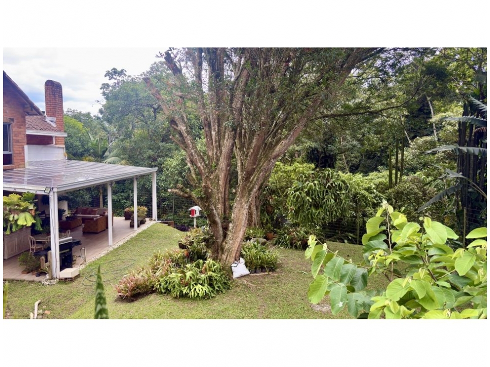 CASA CAMPESTRE EN LA LOMA DEL ESCOBERO ENVIGADO PARTE BAJA — foto 4