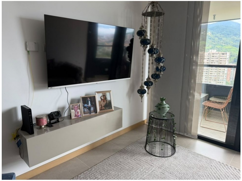 APARTAMENTO EN ENVIGADO SECTOR LOMA DE LAS BRUJAS — foto 3