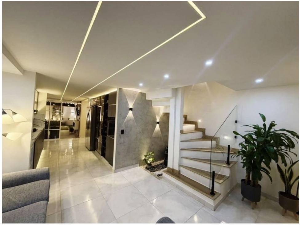 CASA EN ITAGUI SECTOR SURAMÉRICA — foto 3