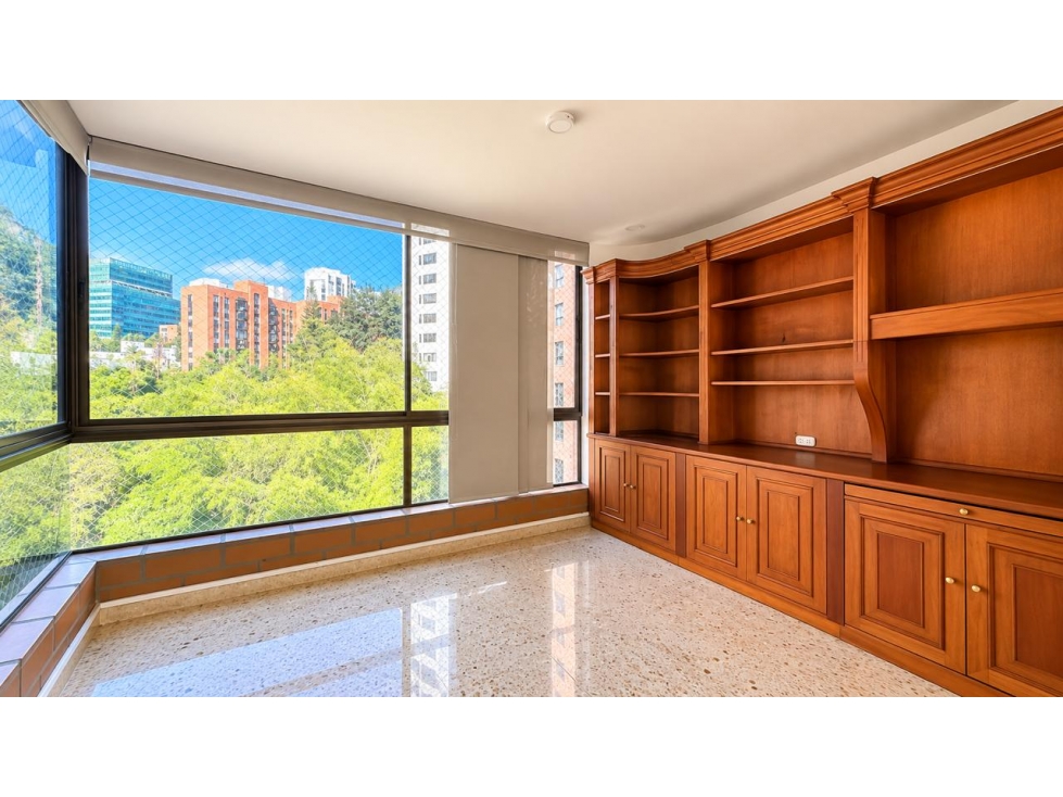 Apartamento en la zona plana del Poblado Patio Bonito — foto 3