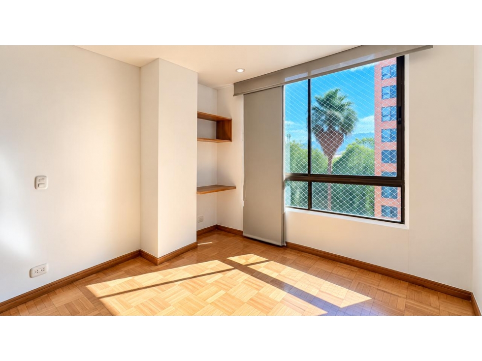 Apartamento en la zona plana del Poblado Patio Bonito — foto 4