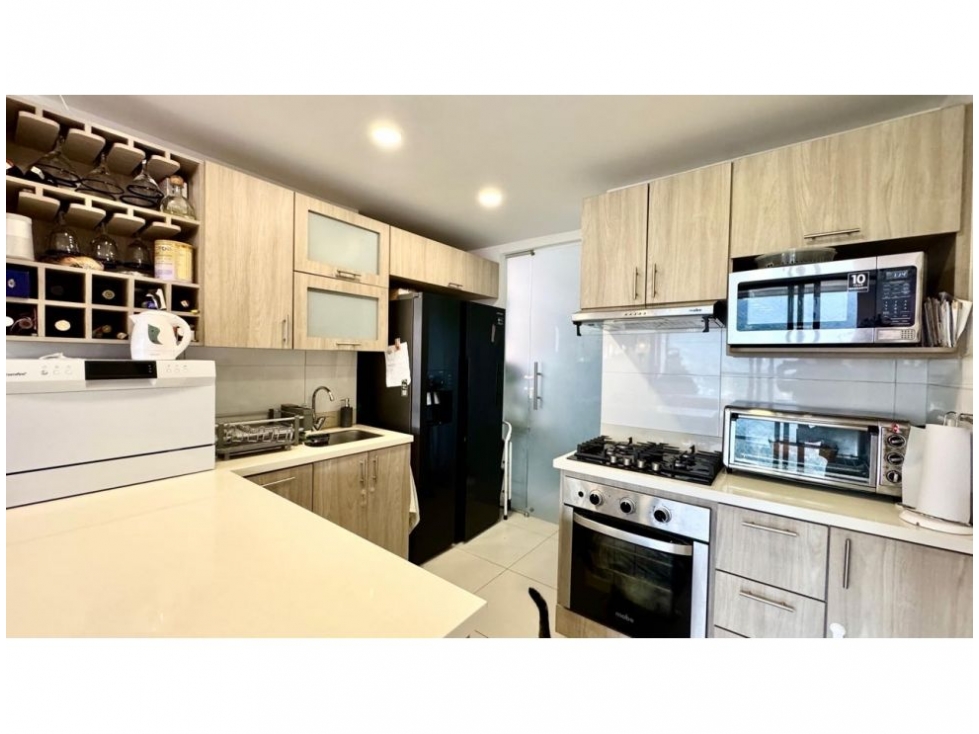 APARTAMENTO EN SABANETA SECTOR LOMA DE SAN JOSE PARTE BAJA — foto 4
