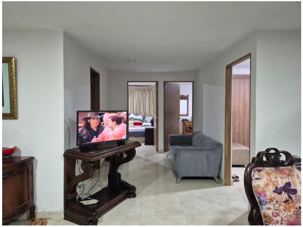 APARTAMENTO EN LAURELES SECTOR CONQUISTADORES — foto 3