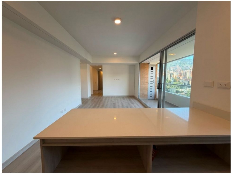 APARTAMENTO EN EL POBLADO SECTOR CIUDAD DEL RIO — foto 4