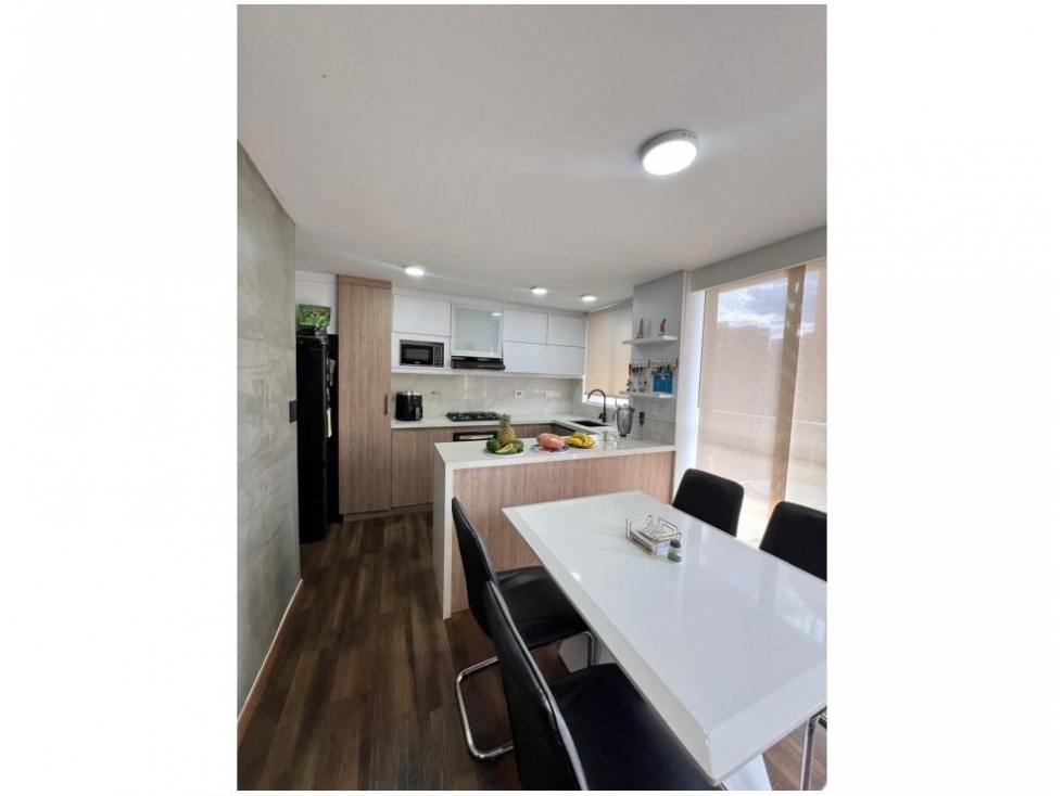 APARTAMENTO EN EL POBLADO SECTOR MILLA DE ORO — foto 3