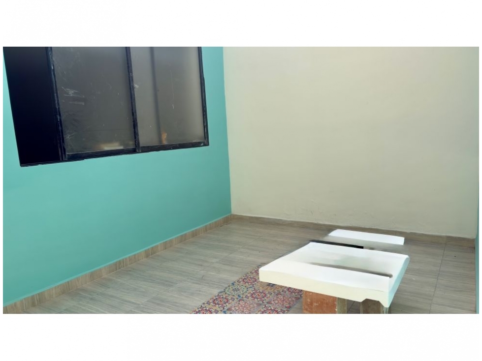 CASA EN LAURELES CERCA DE LA UPB - 4