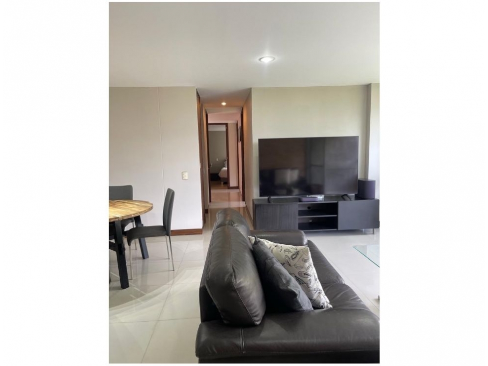 APARTAMENTO EN ENVIGADO SECTOR LOMA DEL CHOCHO — foto 4