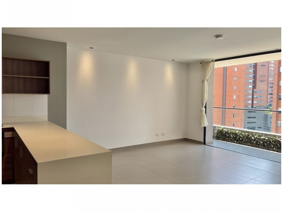 APARTAMENTO EN ENVIGADO SECTOR LOMA DEL ESCOBERO — foto 3