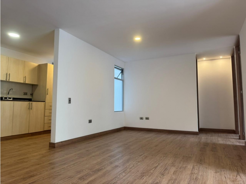 APARTAMENTO EN ENVIGADO SECTOR LOMA DE CUMBRES — foto 2