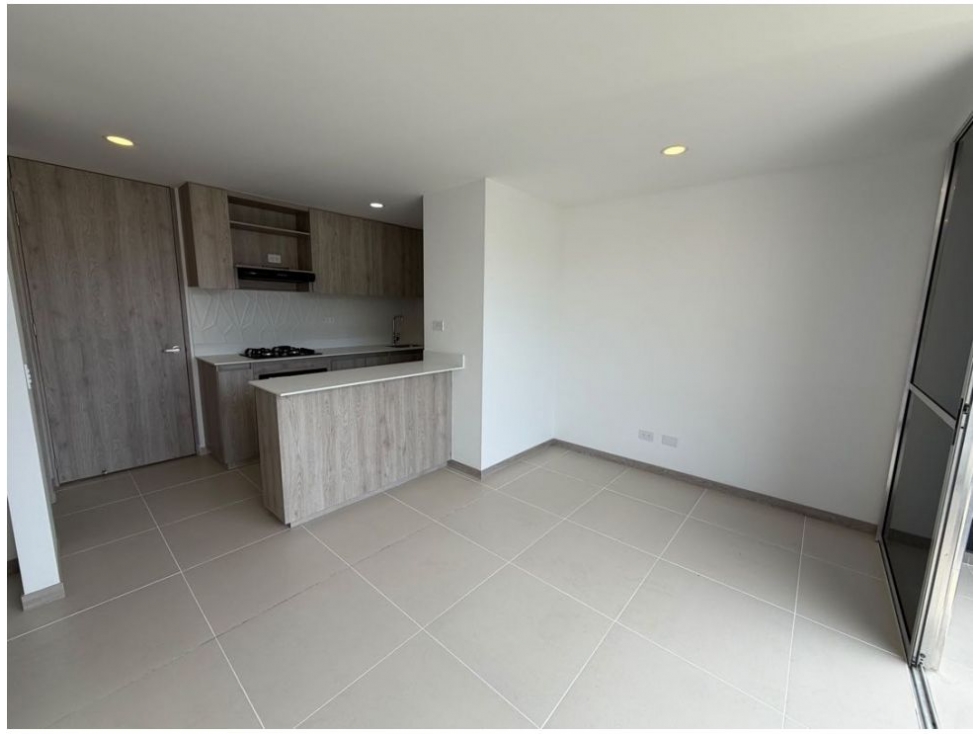 APARTAMENTO EN ITAGUI ZONA CENTRAL CERCA AL PARQUE — foto 5