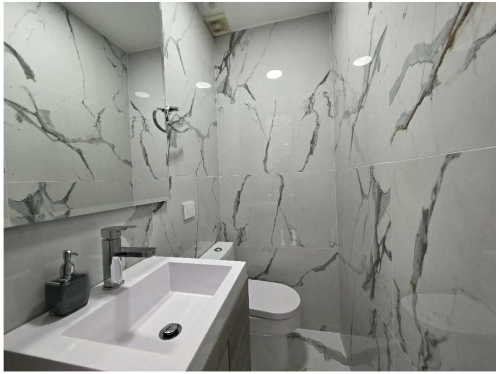 CASA EN ENVIGADO SECTOR SAN LUCAS — foto 6