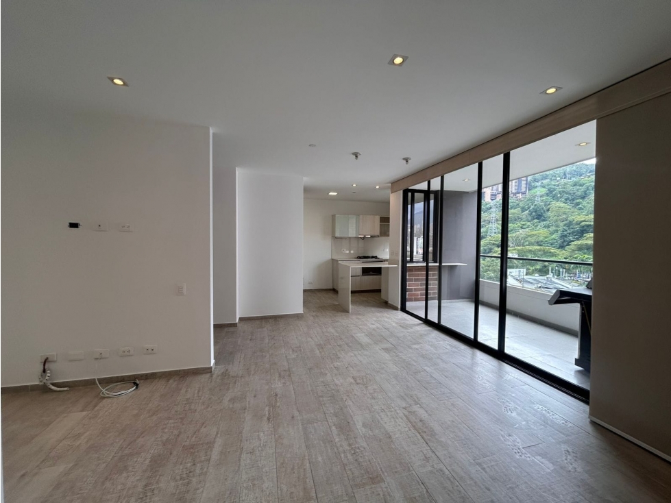 APARTAMENTO EN EL POBLADO SECTOR CASTROPOL