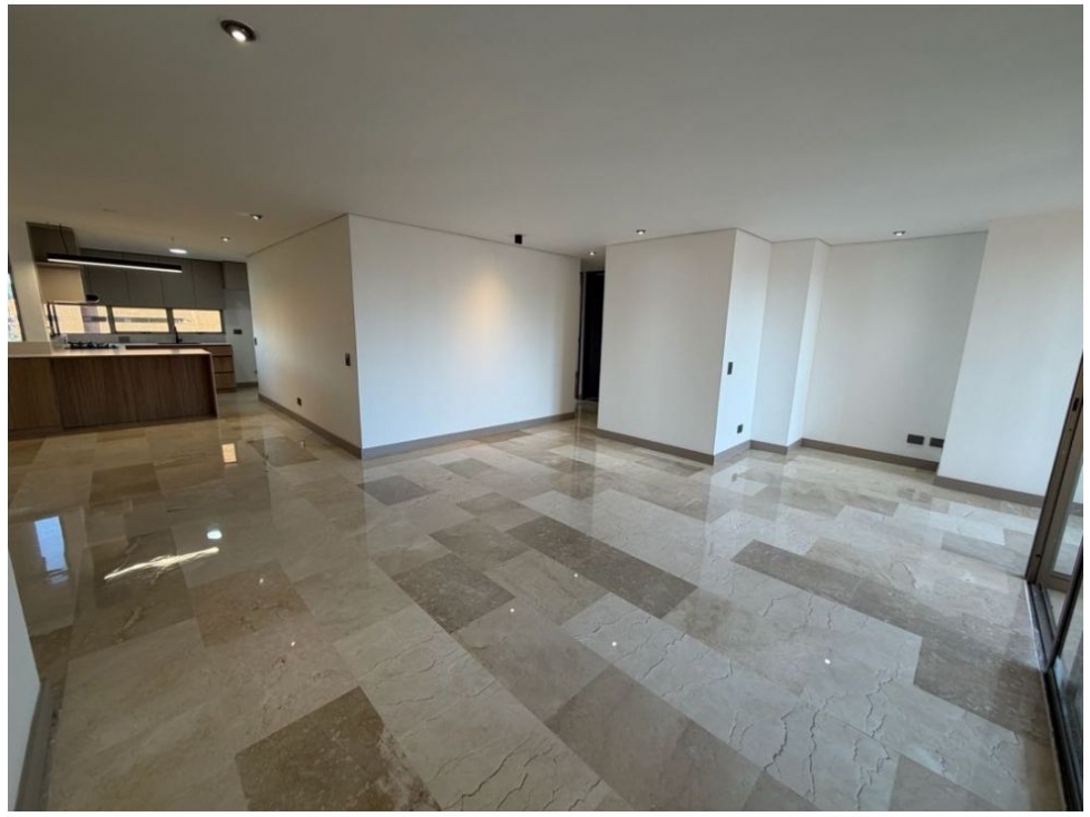 APARTAMENTO EN EL POBLADO SECTOR LOMA DE LOS PARRA - 2