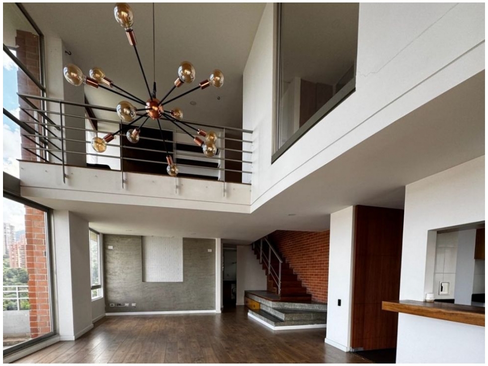 APARTAMENTO DÚPLEX EN EL POBLADO CERCA DEL TESORO — foto 4