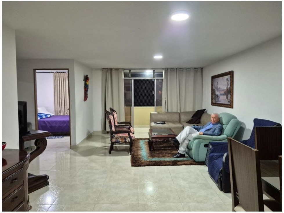 APARTAMENTO EN LAURELES SECTOR CONQUISTADORES — foto 2