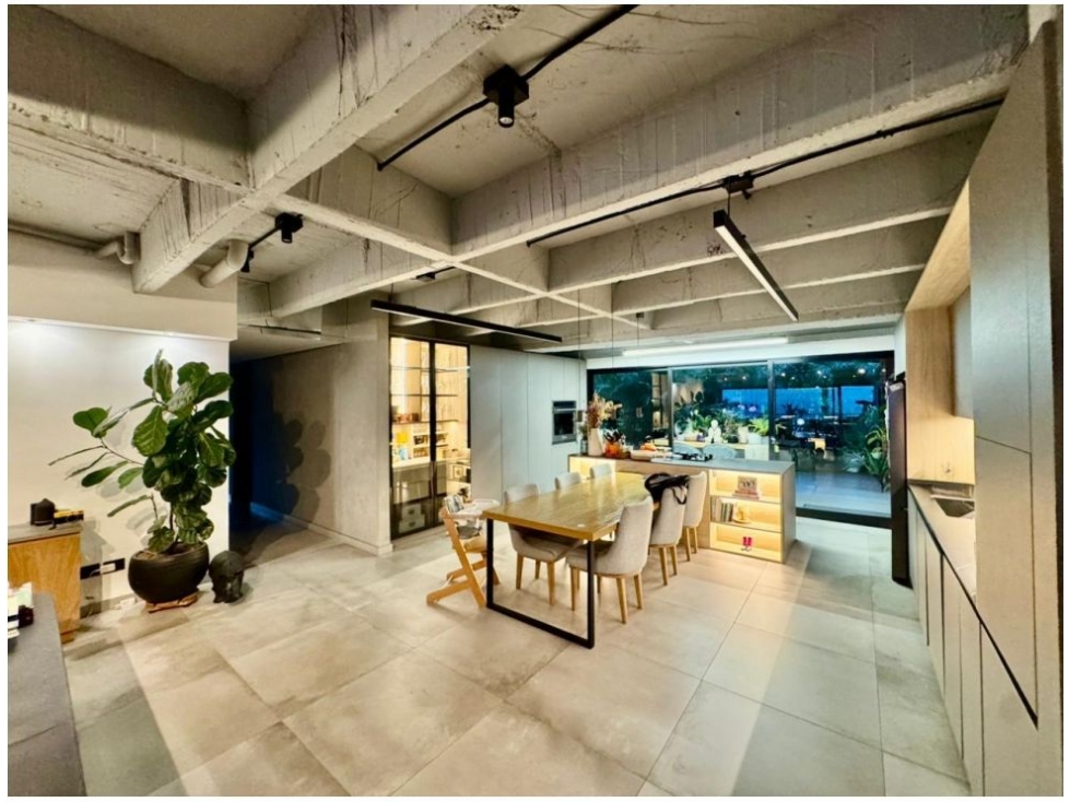 APARTAMENTO EN ALTOS DEL POBLADO CON TERRAZA — foto 4