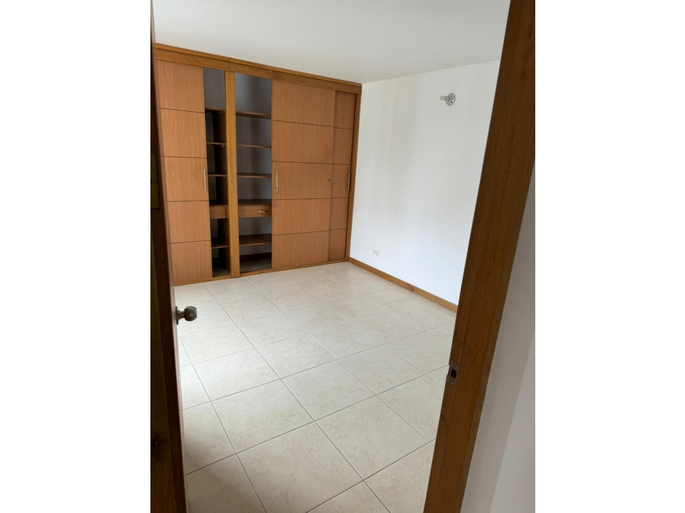 APARTAMENTO EN VENTA EN CALASANZ — foto 5